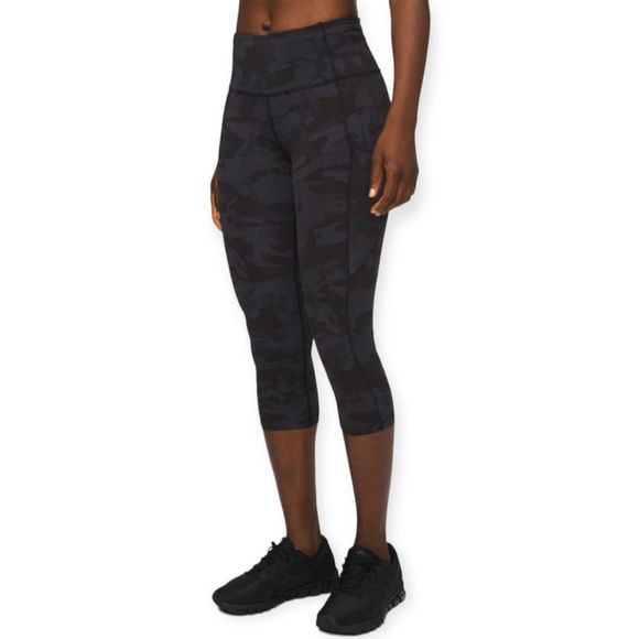 lululemon athletica Pants - Lululemon Incognito Camo Multi Grey Fast and Free Cropped Leggings Size 8